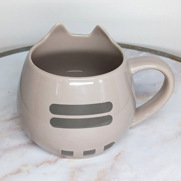 Pusheen the Cat Sculpted Ceramic Coffee Tea Mug Cup Our Name is Mud 16 oz - Picture 3 of 8